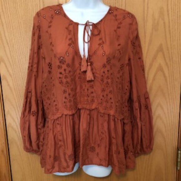 American Eagle Boho Eyelet Peplum Blouse Burnt Orange Medium Tassel Ties - Picture 1 of 9